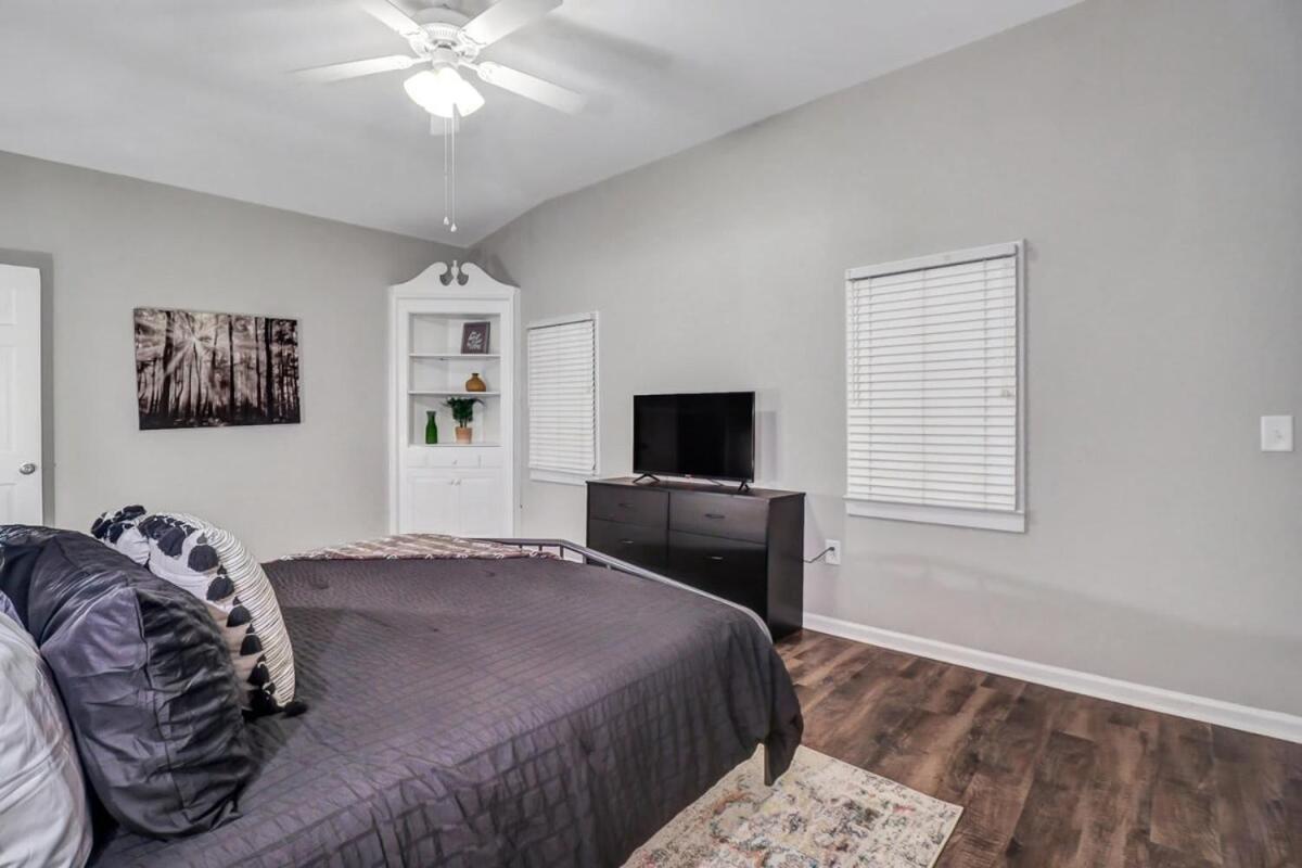 Eagle'S Landing Loft-Downtown Above Bull & Barrel Apartment Statesboro Luaran gambar